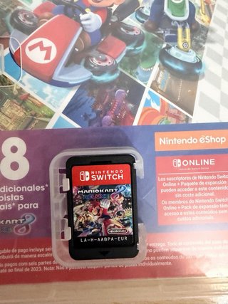 Nintendo Switch OLED Blanca + Mario Kart+Protector