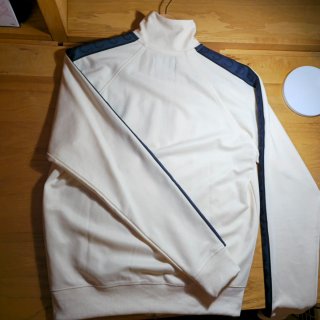Sudadera Fred Perry Blanca