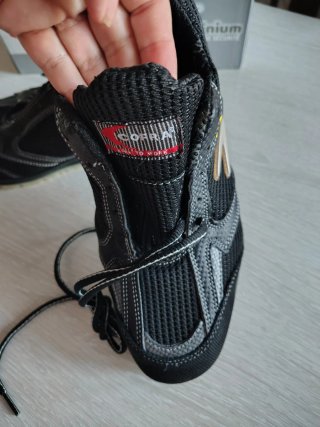 Zapatos de seguridad Cofra Talla 42