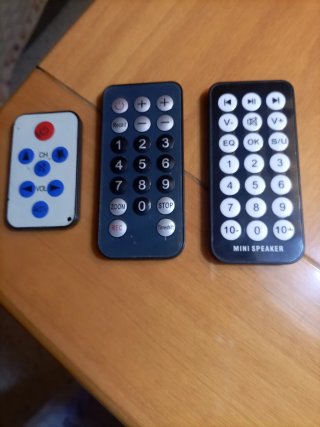 Set di 3 mini telecomandi