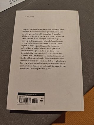 El curiós incident del gos a mitjanit