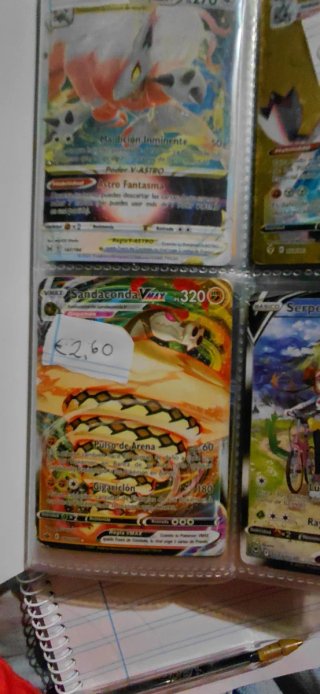 Carta Pokémon Serperior V. El precio en foto