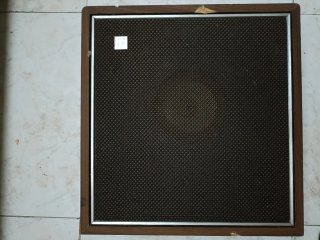 Altavoz vintage AKAI SW-50