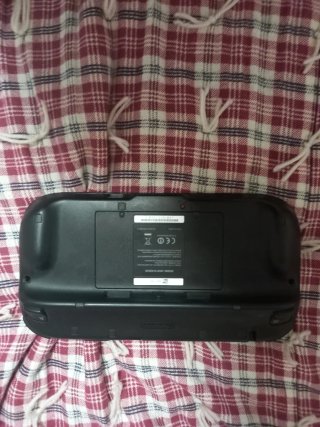 Nintendo Wii U Negra + 3 Mandos y 9 Juegos