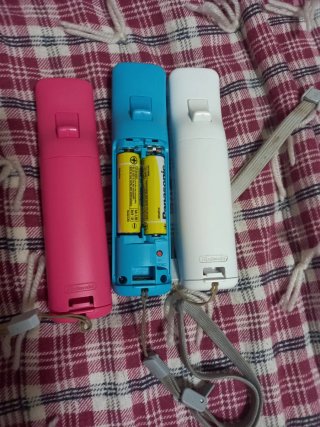 Nintendo Wii U Negra + 3 Mandos y 9 Juegos