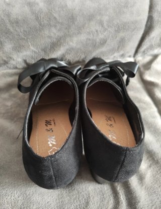 Zapatos de ante.