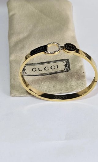Pulsera Dorada con Doble G y Cristales