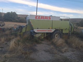 Empacadora Claas Quadrant 1200
