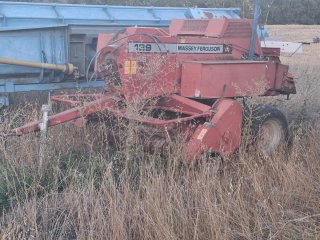 Empacadora Massey Ferguson 139SB