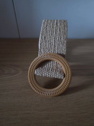Cinturón de mujer con hebilla redonda
