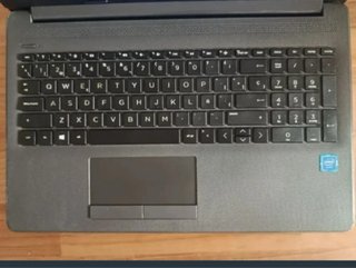 Portátil HP 250 G7 Gris en perfecto estado