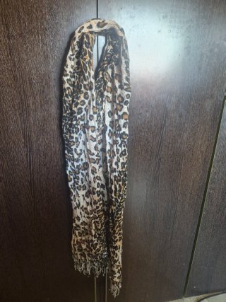 Pañuelo estampado leopardo
