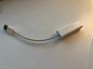 Adaptador Oficial Apple USB a Ethernet (A1277)