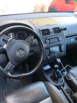 Volkswagen Touran 2011