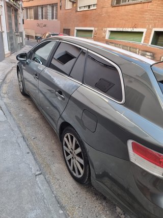 Toyota Avensis 2010