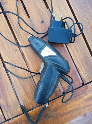 Atornilladora Eléctrica Negra