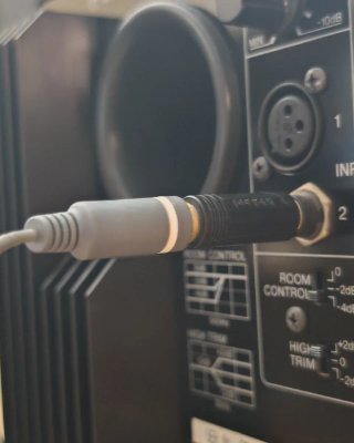 Monitor de estudio Yamaha HS8