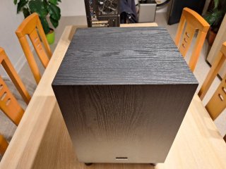 ONKYO Subwoofer 130watios woofer 8 pulgadas