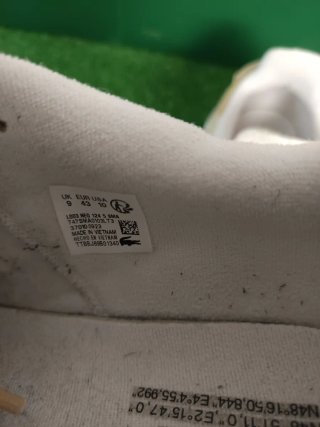 Zapatillas Lacoste Beige y Blanco Talla 43
