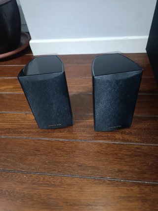 Sistema de altavoces Onkyo SKS-HT5