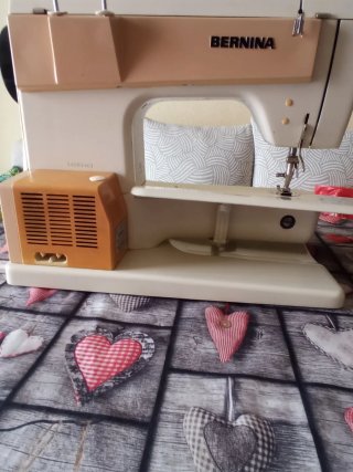 Antigua Máquina de coser Bernina mod 831