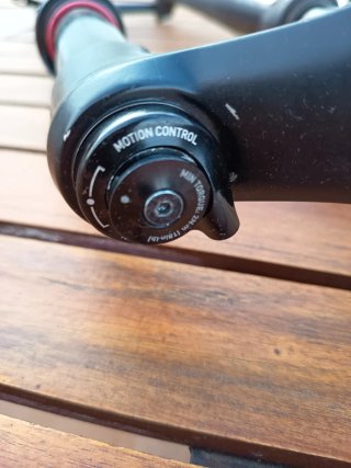 Horquilla RockShox G2 Geometry