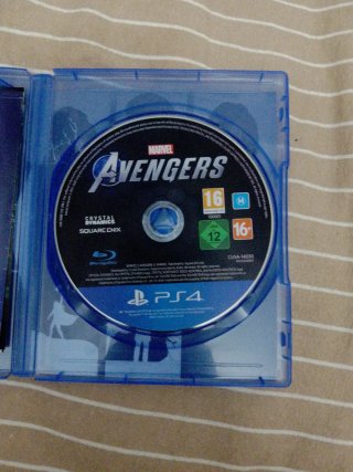 PS4 Marvel's Avengers Edición Deluxe