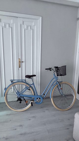 Bicicleta paseo azul Decathlon