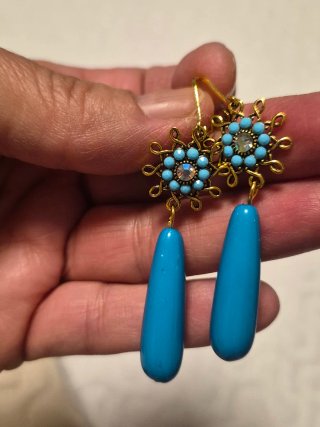 Pendientes Estilo Coral Chapados en Oro