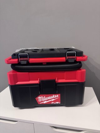 Aspirador Milwaukee M18 FPOVC-0 Nuevo