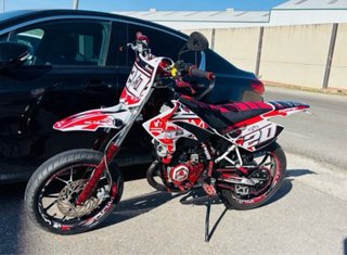 Moto Supermotard Beta