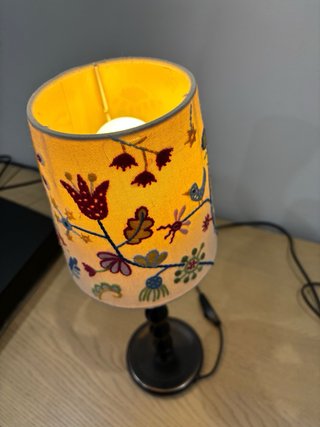Lámpara de mesa IKEA Alfhild Fågel