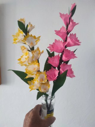Se hacen Flores de papel Crepé de todos los colore