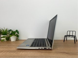 HP EliteBook 830 G8 i7 • 32GB • 1TB SSD • Táctil