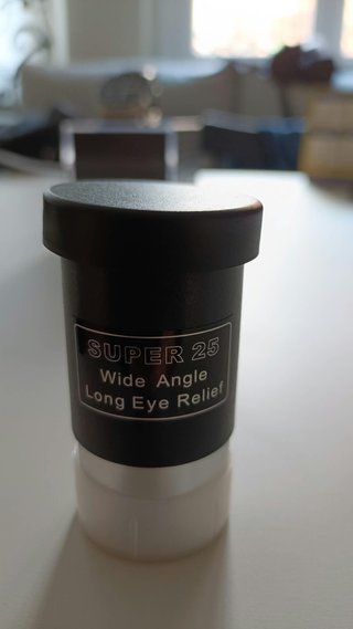 Oculares Super de 10mm y 25mm y lente de Barlow 2x