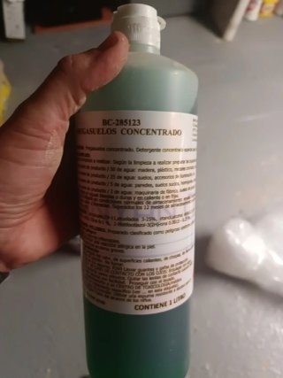 Limpiador / Desengrasante concentrado profesional