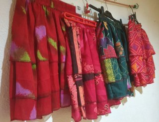Lote 4 Faldas Cortas Estampadas