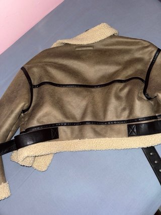 Cazadora chaqueta borrego Zara