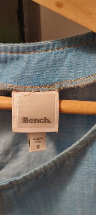 blusa vaquera sin mangas Bench. Talla S vale M