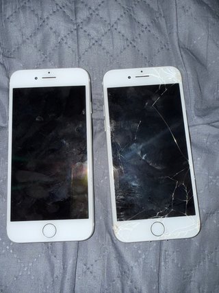 2 iPhone 7 per parti