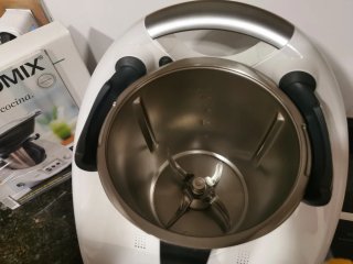 Thermomix TM5 con accesorios