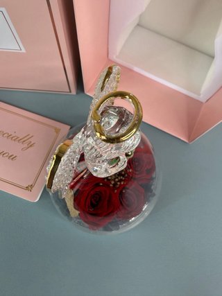 Angelo con Fiori Stabilizzati in vetro Idea Regalo