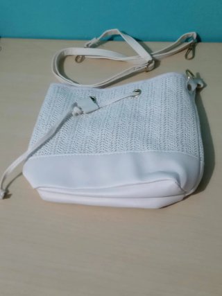Bolso saco/cubo blanco