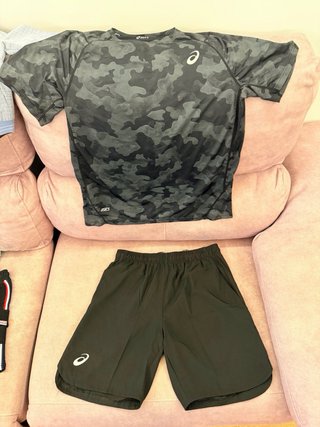Conjuntos marcas Under Armour new balance asics