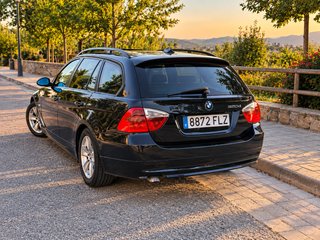 BMW 320d Touring - Solo 169.000 km