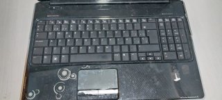 Portátil HP averiado. Pantalla rota.