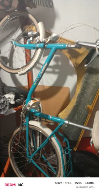 Bicicleta BH azul