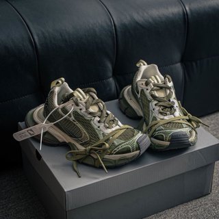 Balenciaga 3XL Verde Tallas 37 y 38
