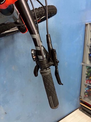 Bicicleta eléctrica Cube HPA infantil niño niña