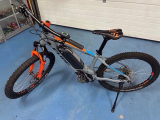 Bicicleta eléctrica Cube HPA infantil niño niña